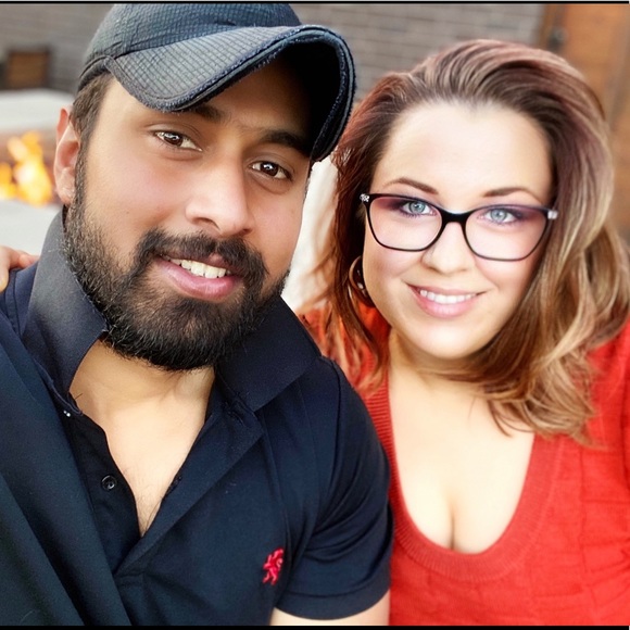 Meet your Posher, Lacey - Picture 3 of 5